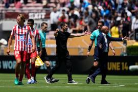 Simeone, reacţie dură după ce Istvan Kovacs a arbitrat PSG - Atletico Madrid la Mondialul cluburilor
